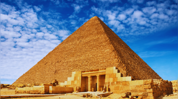 The timeless and mysterious Pyramids of Giza