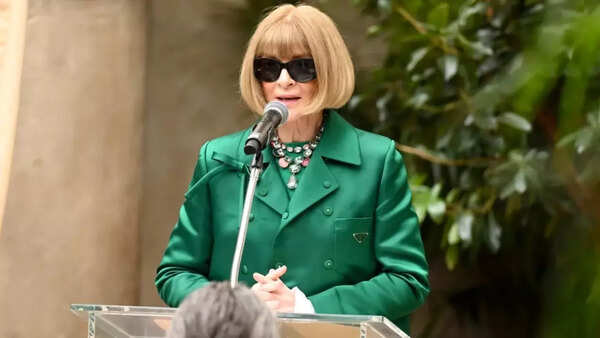Anna Wintour at a fashion show