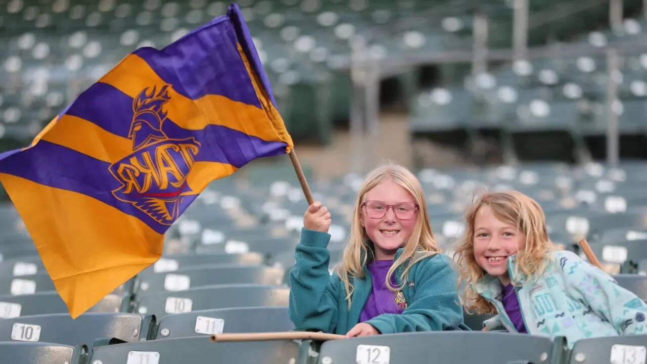 Los Angeles Knight Riders fans