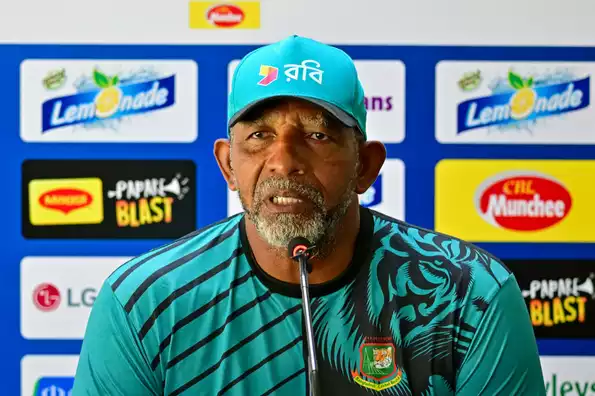 Phil Simmons travels to London for medical review